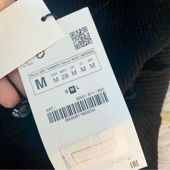 Zara Women’s Bodycon Ribbed Ruffle Trimmed High Neck Long Sleeve Ruffle Detail - Picture 8 of 8